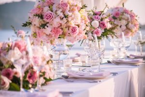 Plants Vs. Flowers: Which Is The Better Wedding Décor?