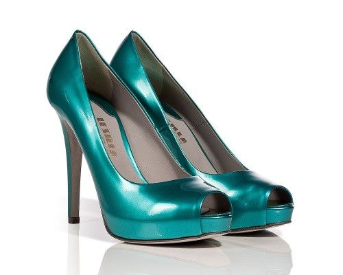 metallic heels