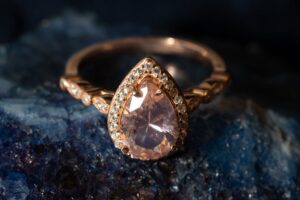 Cocktail Ring: Timeless Jewellery Trend