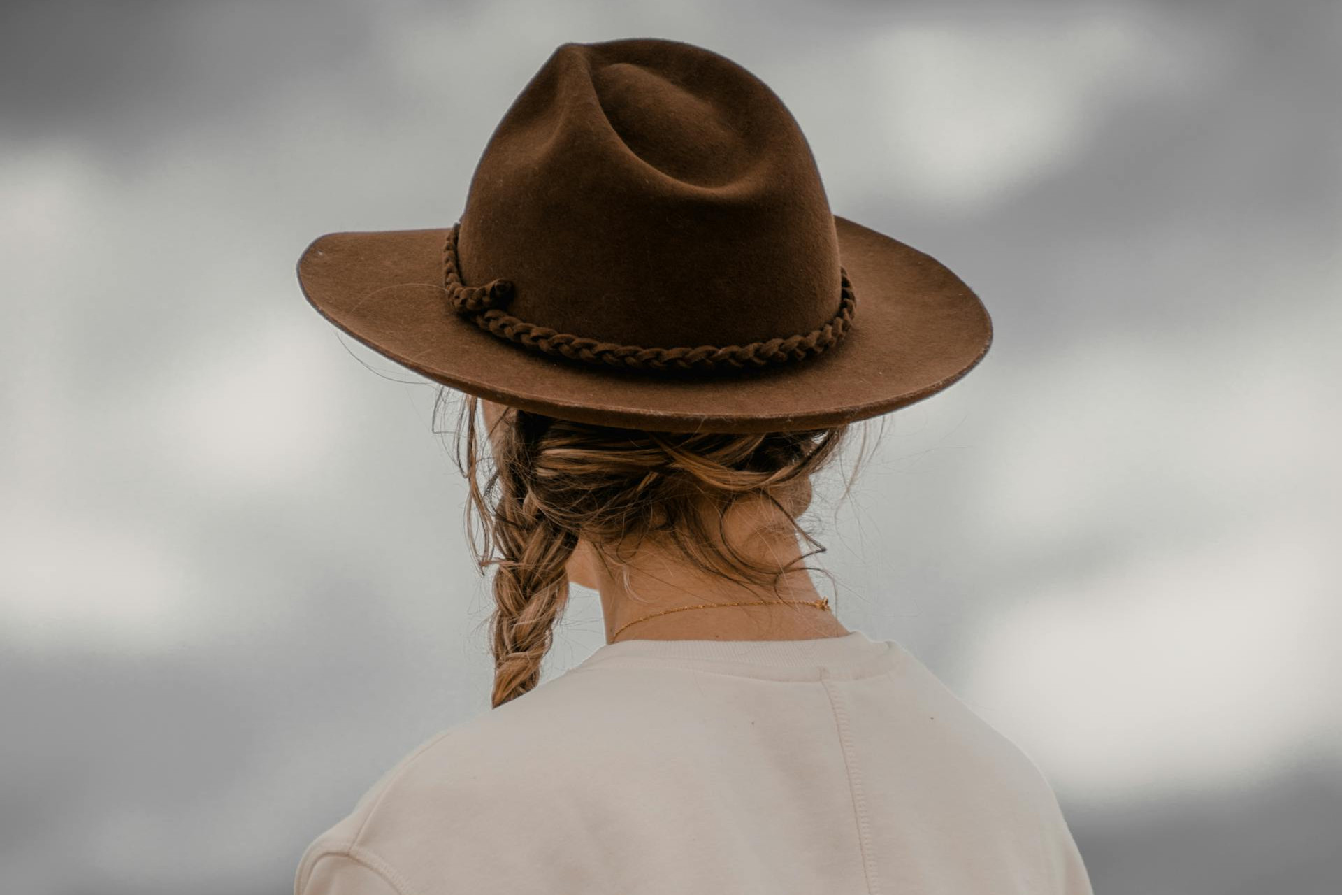 woman in a cloche hat