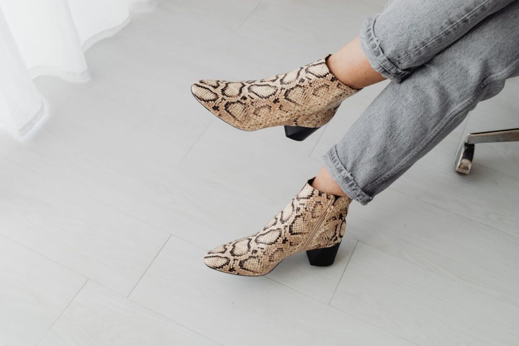 snakeskin shoes