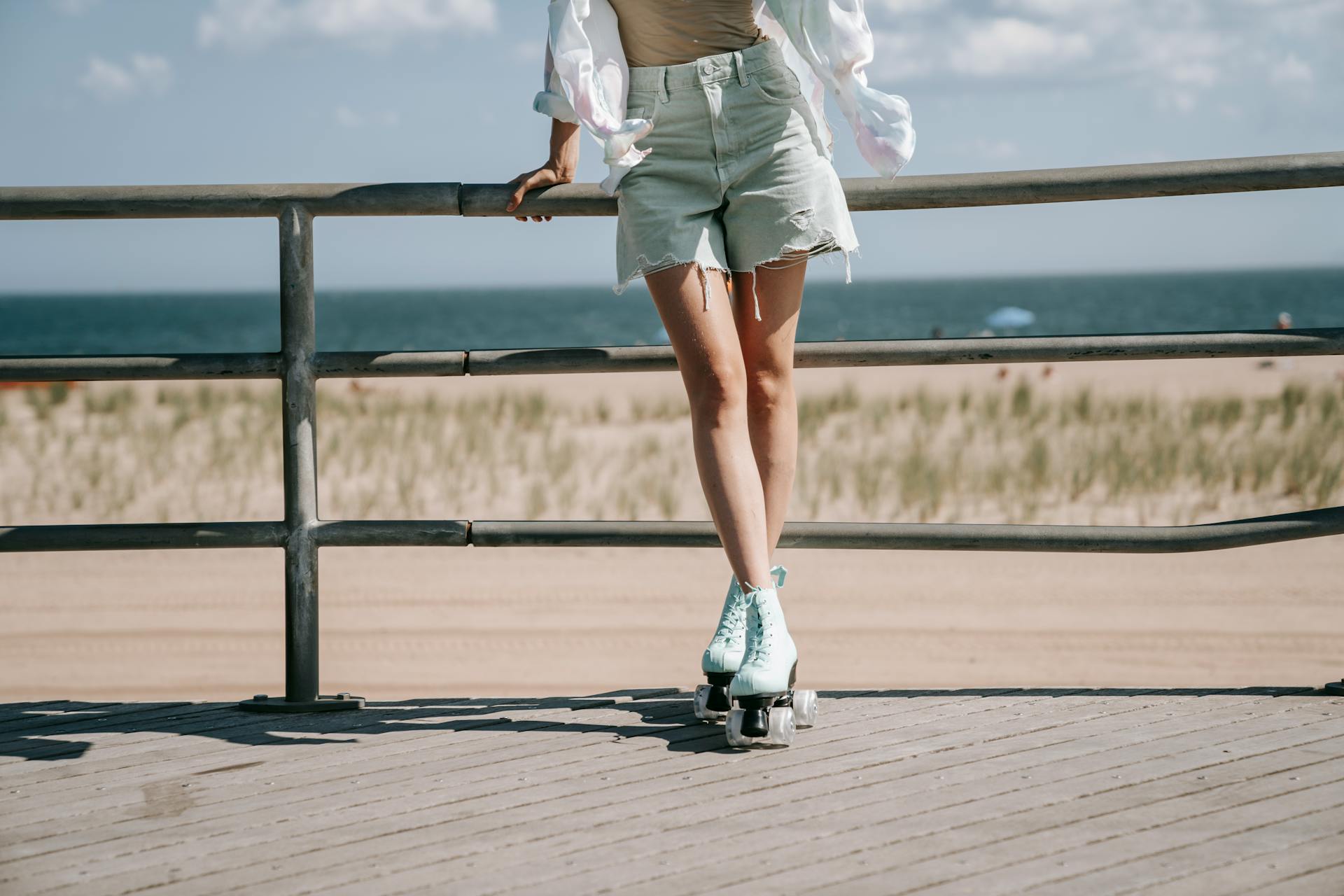 woman in bermuda shorts