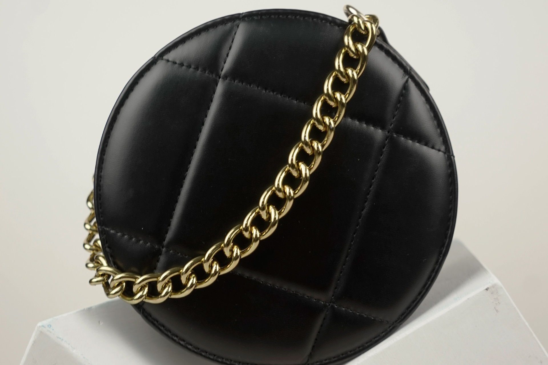 chain strap bag